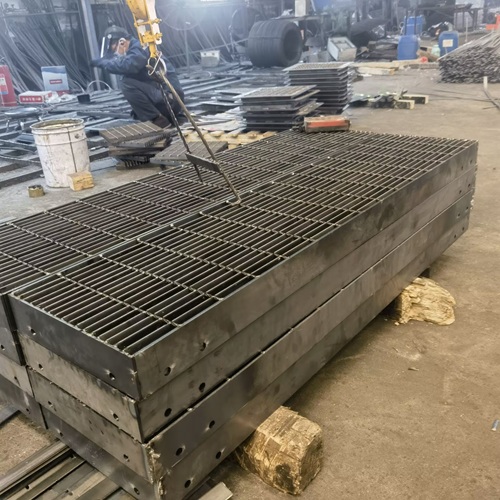 線上線下選購鋼格柵，這些差異不了解要吃大虧