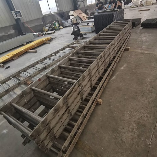 看完才明白鋼格柵為何能扛住惡劣考驗(yàn)