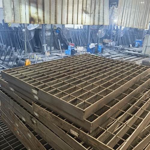 不同場(chǎng)景下鋼格板選型指南，照著買不踩雷