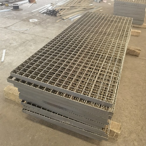 鋼格柵板為何成了地下管廊的標配材料