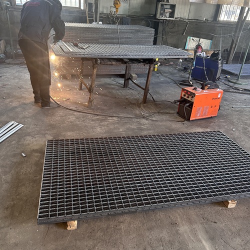 鋼格柵板如何防銹？這些處理方法很關(guān)鍵