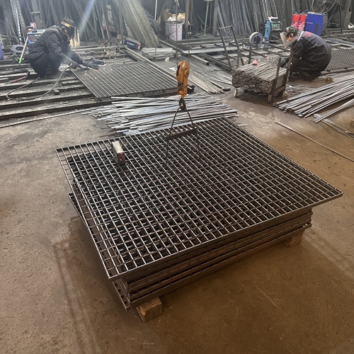 鋼格柵板在數(shù)據(jù)中心地板中的關鍵作用