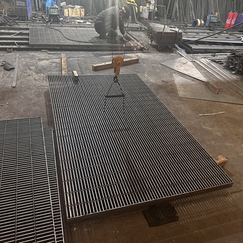 國內(nèi)鋼格板vs進口鋼格板，性價比分析