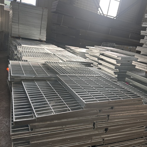 鋼格板選型別只看價格，這4個硬指標(biāo)才關(guān)鍵