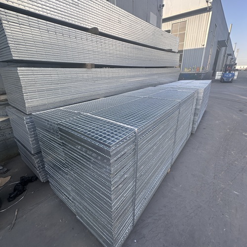 鋼格板的隱形實(shí)力揭秘，遠(yuǎn)比你想象的強(qiáng)大