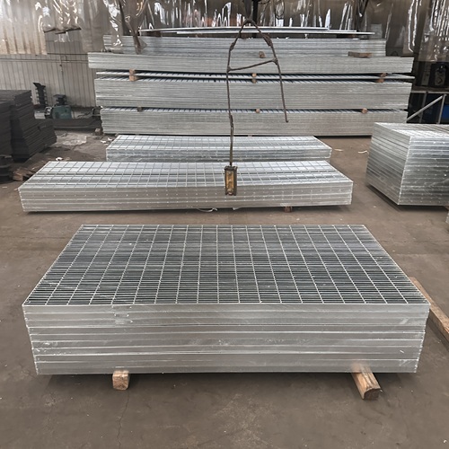 鋼格板玩出設(shè)計感商業(yè)綜合體隔斷新選擇